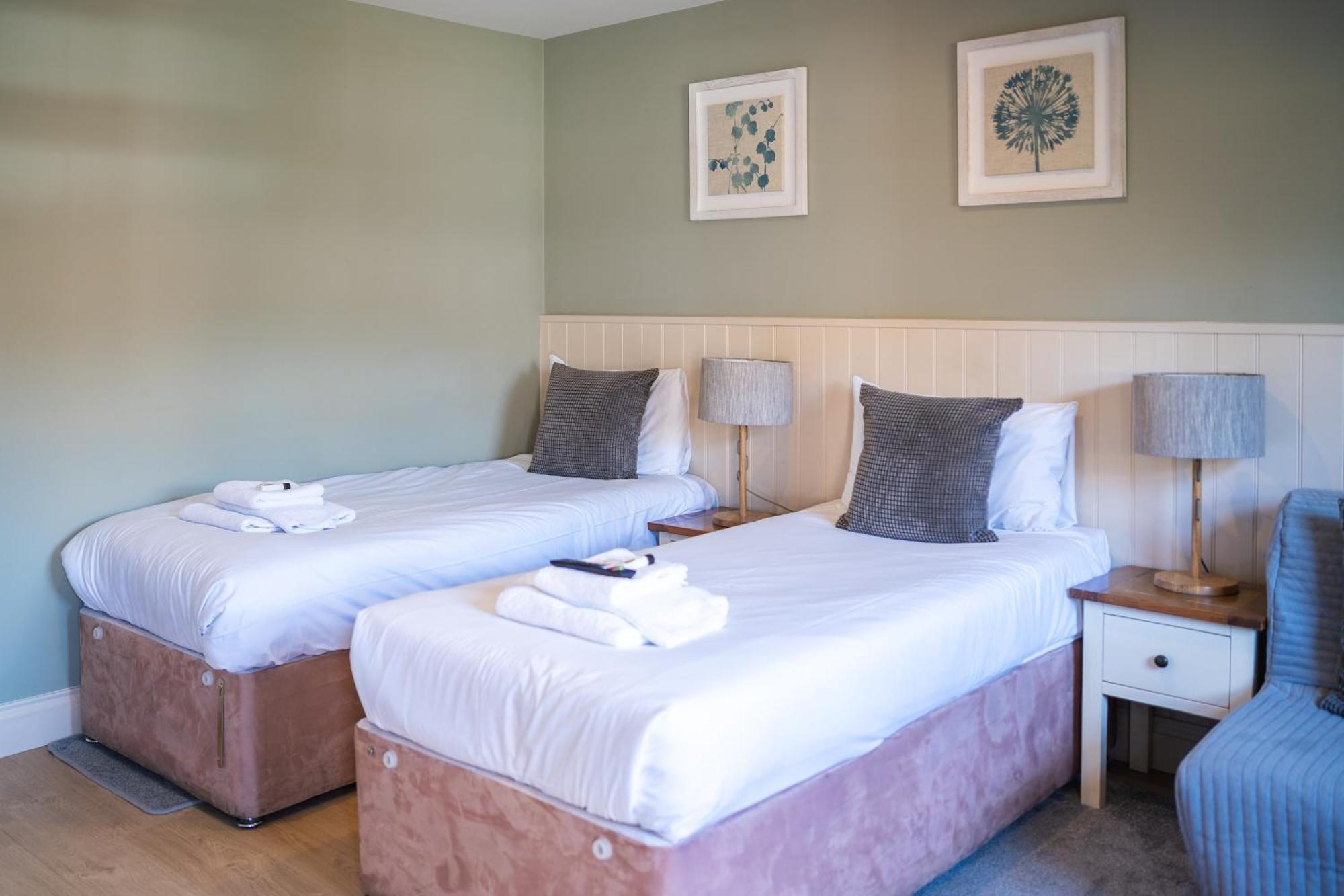 Hotel The Oyster Smack à Burnham-on-Crouch Extérieur photo