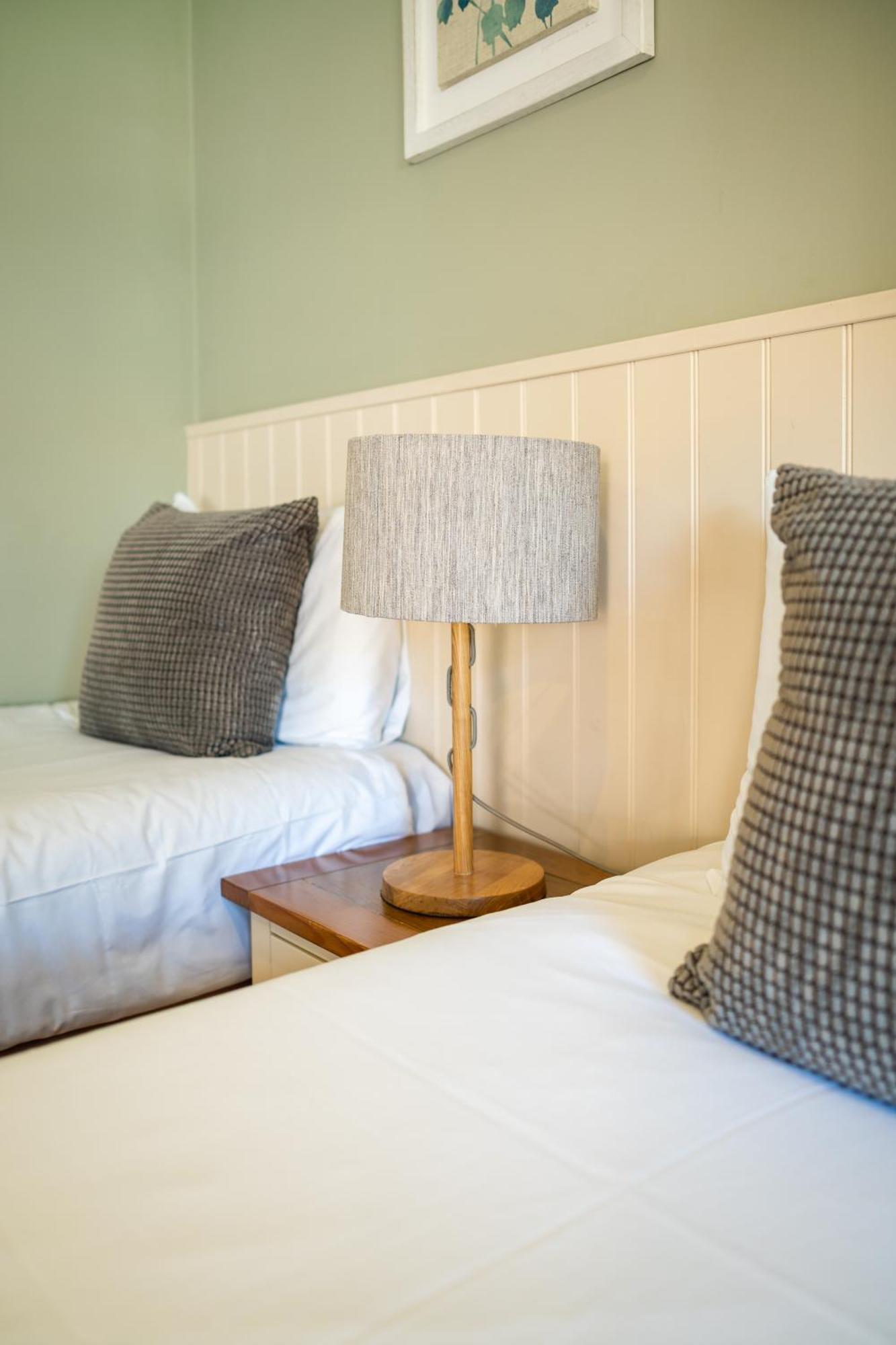 Hotel The Oyster Smack à Burnham-on-Crouch Extérieur photo
