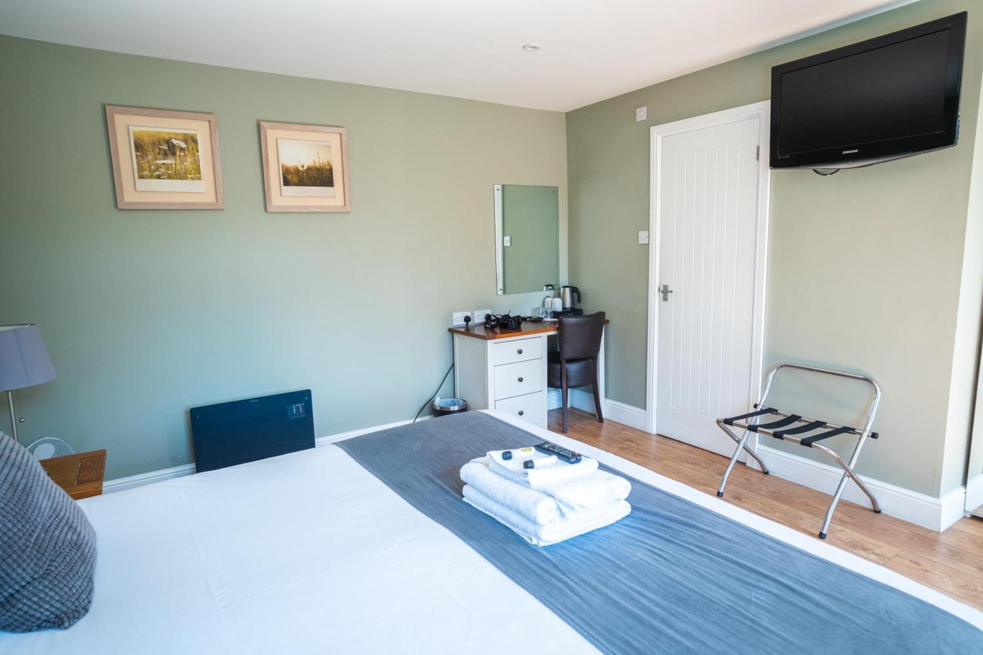 Hotel The Oyster Smack à Burnham-on-Crouch Extérieur photo
