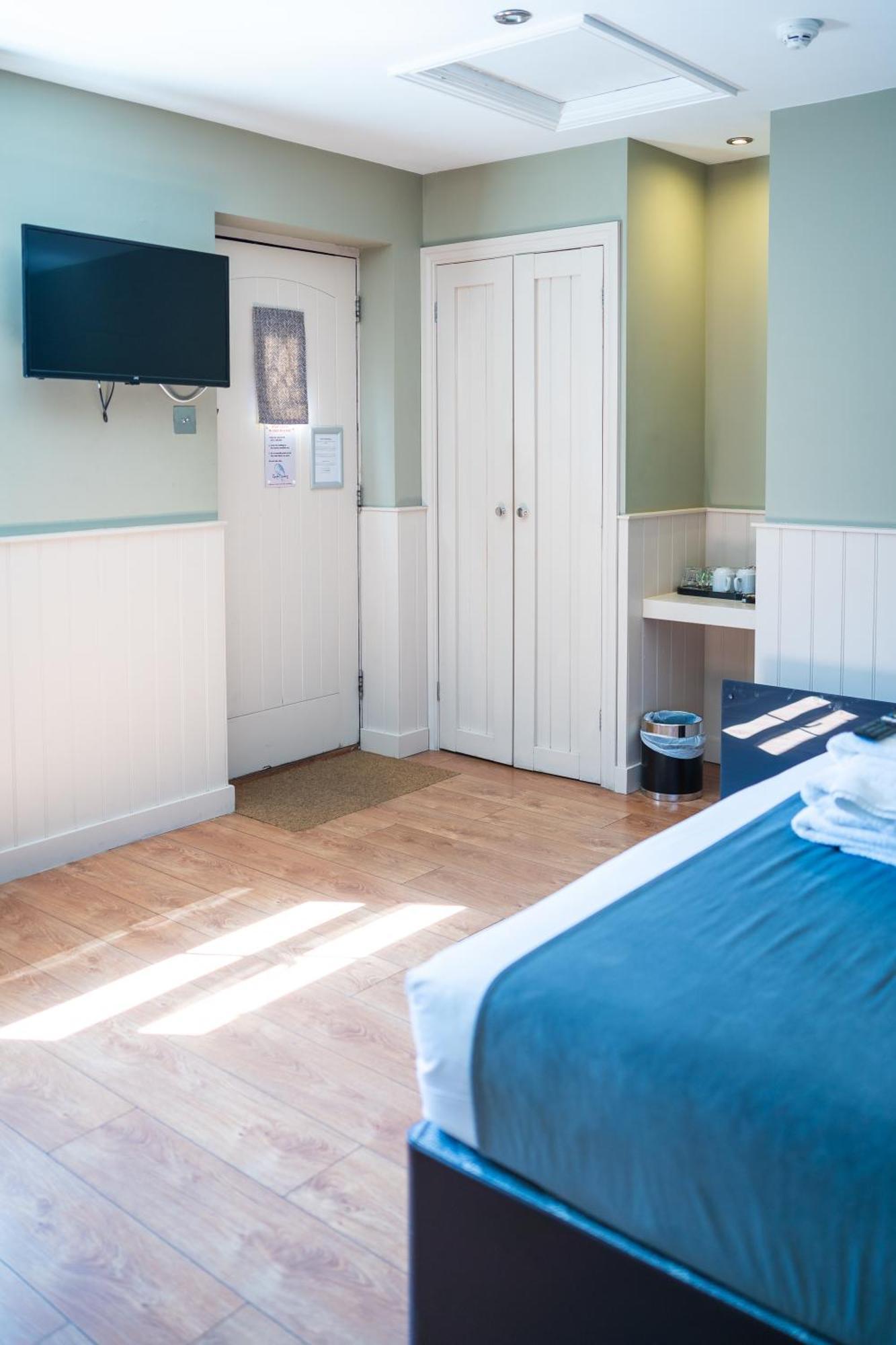Hotel The Oyster Smack à Burnham-on-Crouch Extérieur photo